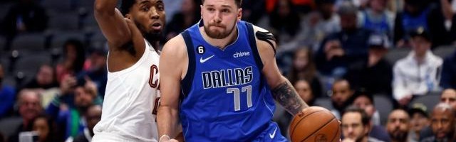 天天盈球直播-【圆桌】高分表演层出不穷 NBA鼓励进攻数据掺水？