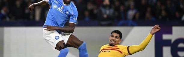 新帅首秀率队逼平巴萨，那不勒斯开启改造计划